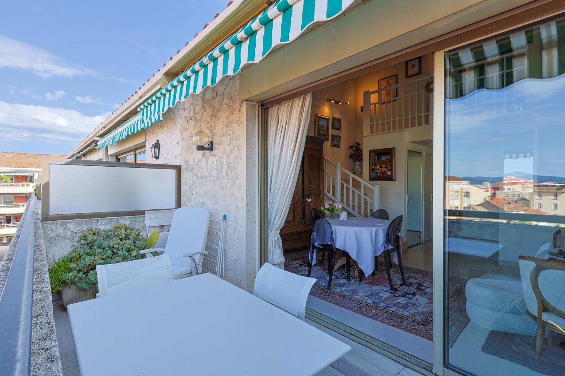 Appartement Globetrotter Saint-Raphael  Exterior photo